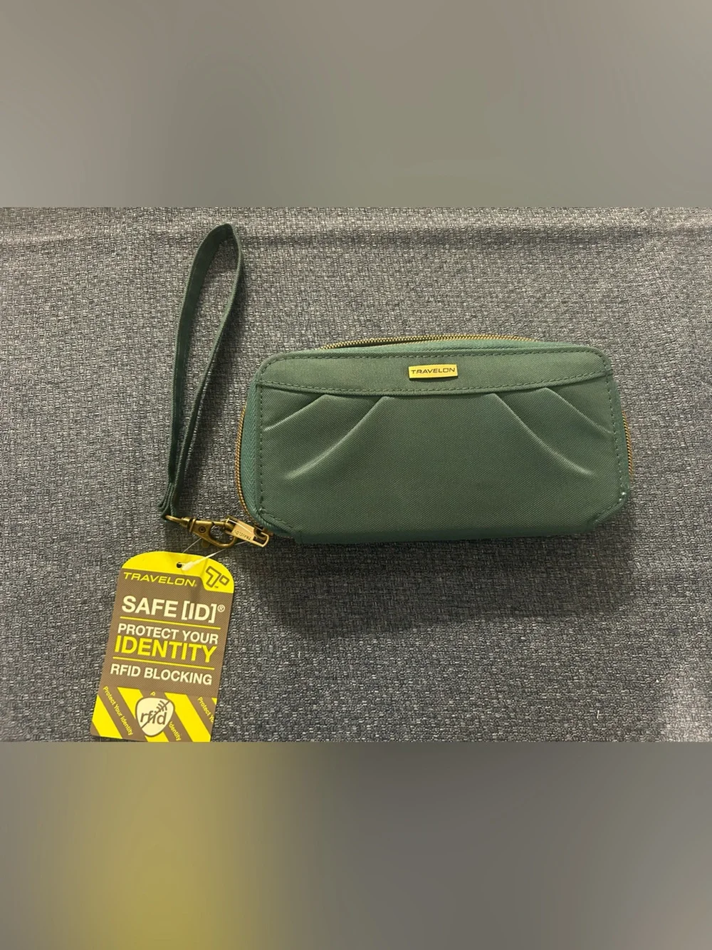 Travelon Forest Green Wristlet Wallet with Gold Accent
